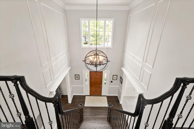 19944 INTERLACHEN CIR, Ashburn, VA 20147
