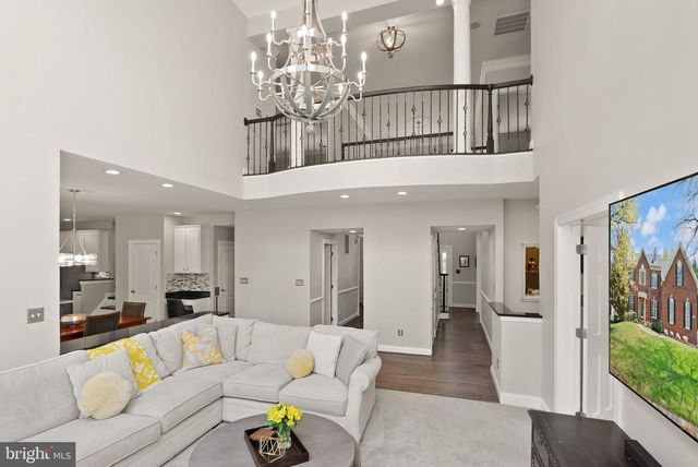 19944 INTERLACHEN CIR, Ashburn, VA 20147