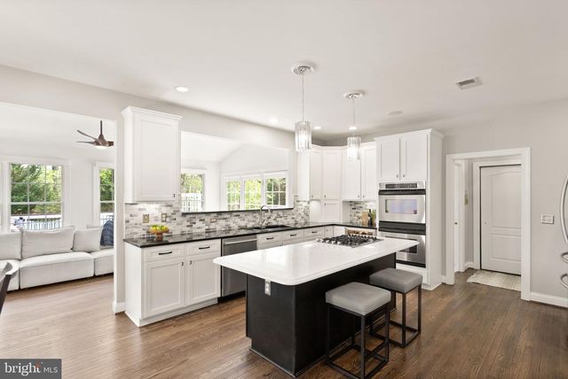 19944 INTERLACHEN CIR, Ashburn, VA 20147
