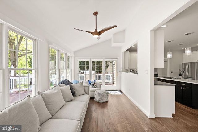 19944 INTERLACHEN CIR, Ashburn, VA 20147