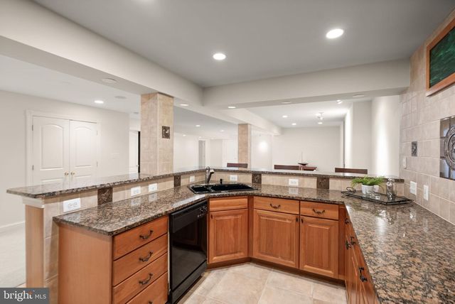 19944 INTERLACHEN CIR, Ashburn, VA 20147