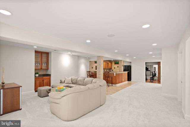 19944 INTERLACHEN CIR, Ashburn, VA 20147