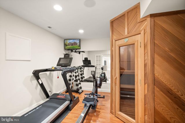 19944 INTERLACHEN CIR, Ashburn, VA 20147