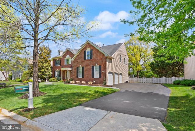 19944 INTERLACHEN CIR, Ashburn, VA 20147