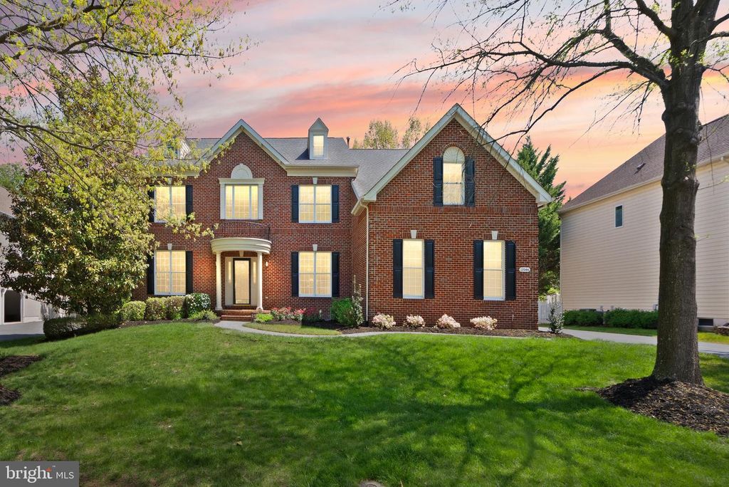 19944 INTERLACHEN CIR, Ashburn, VA 20147
