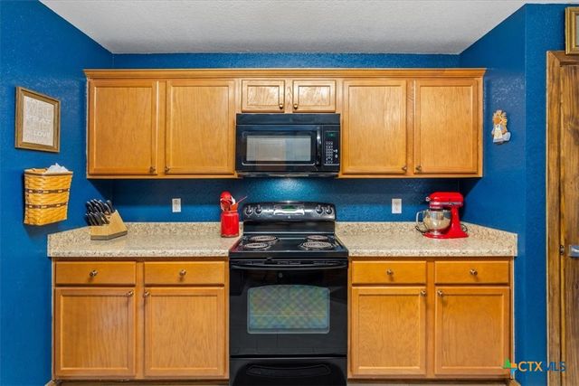 2104 Madison Court, Belton, TX 76513