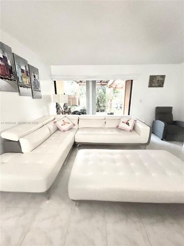 4056 Sierra Ter, Sunrise, FL 33351