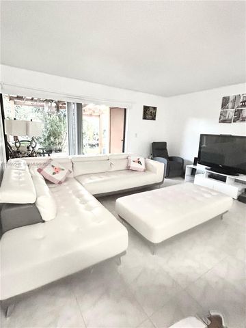 4056 Sierra Ter, Sunrise, FL 33351