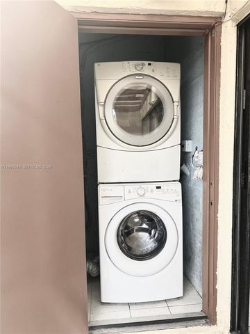 4056 Sierra Ter, Sunrise, FL 33351