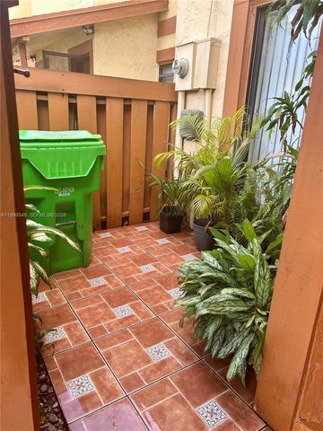 4056 Sierra Ter, Sunrise, FL 33351