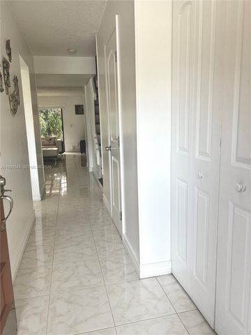 4056 Sierra Ter, Sunrise, FL 33351