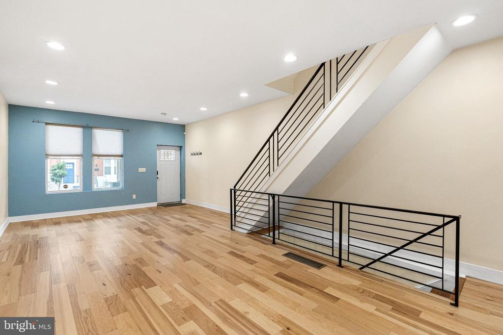 2938 W CECIL B MOORE AVE, PHILADELPHIA, PA 19121 — photo 4