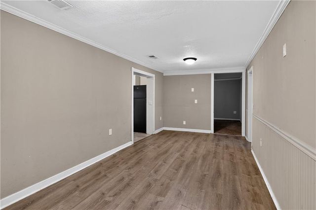 530 S Willow Avenue, Independence, MO 64053