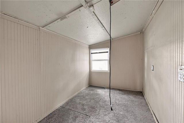 530 S Willow Avenue, Independence, MO 64053
