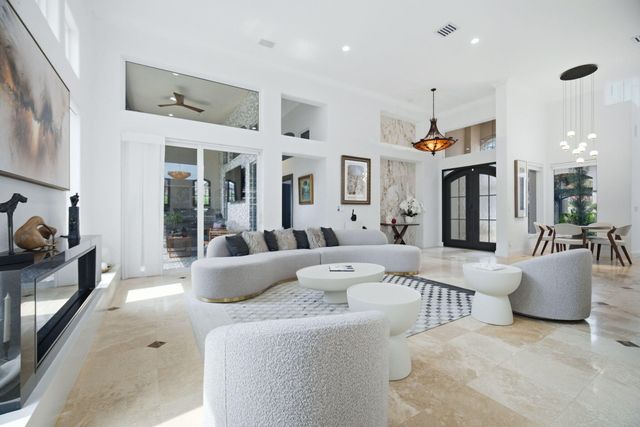715 NW 101st Terrace, Plantation, FL 33324