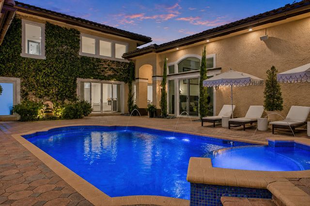 715 NW 101st Terrace, Plantation, FL 33324