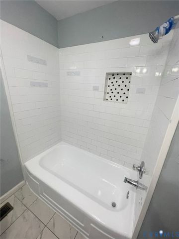 1417 Bowen St, Richmond, VA 23224