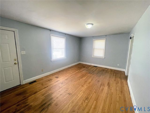 1417 Bowen St, Richmond, VA 23224