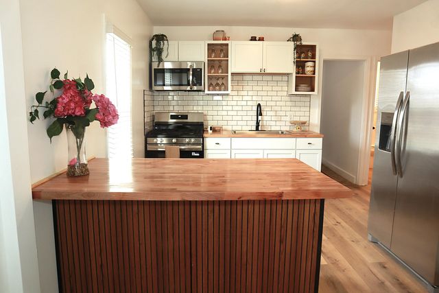 4001 Virginia Street, Gary, IN 46409