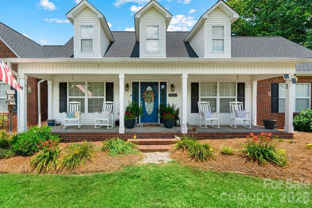 5851 Flat Creek Road, Lancaster, SC 29720