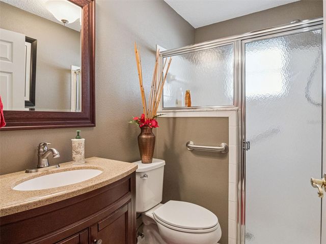 21533 KING HENRY AVENUE, Leesburg, FL 34748