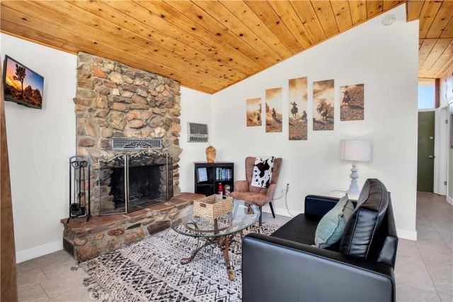57920 Buena Vista Drive, Yucca Valley, CA 92284