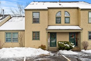 1465 Hooksett Rd Unit 287, Hooksett, NH 03106