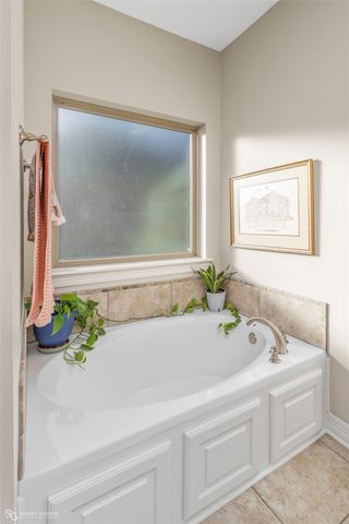 2138 Silverwood Drive, Shreveport, LA 71118