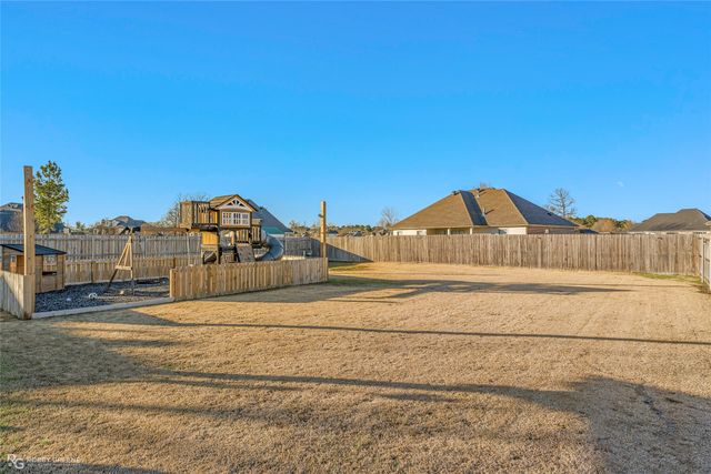 2138 Silverwood Drive, Shreveport, LA 71118