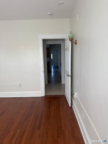 1932 Broad Street 3, Hartford, CT 06114