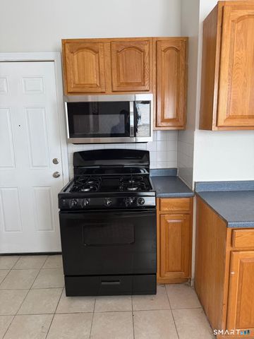 1932 Broad Street 3, Hartford, CT 06114