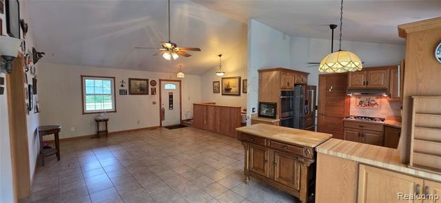 14062 Sanford Road, Addison, MI 49220