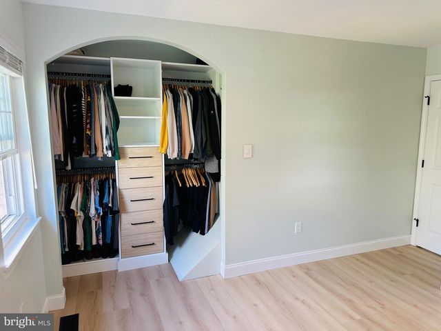 15745 AMBIANCE DR, Gaithersburg, MD 20878