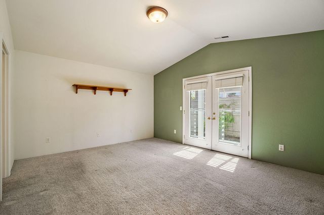 2580 Parkwood Village Lane, Central Point, OR 97502