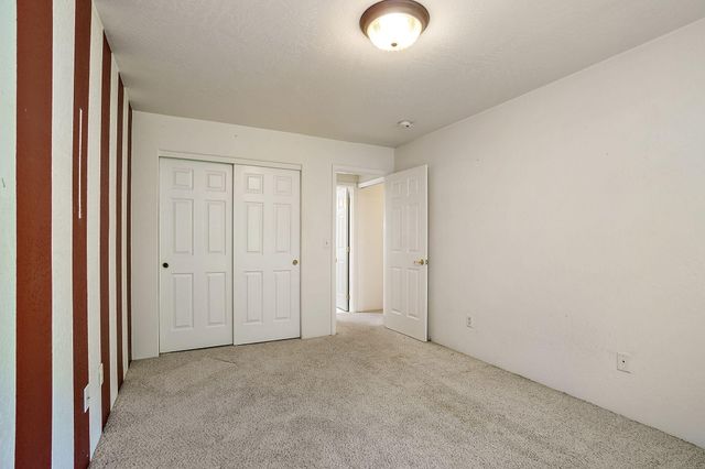 2580 Parkwood Village Lane, Central Point, OR 97502