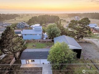 1404 133rd Place, Long Beach, WA 98631