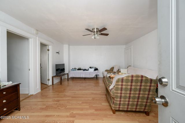 115 10th Street 11-113, Keansburg, NJ 07734