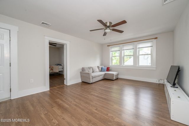 115 10th Street 11-113, Keansburg, NJ 07734