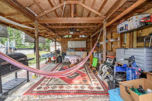 115 10th Street 11-113, Keansburg, NJ 07734