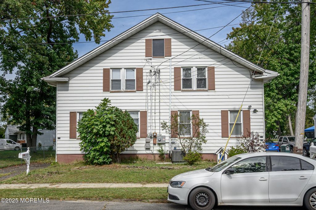 115 10th Street 11-113, Keansburg, NJ 07734