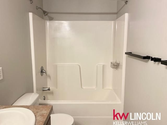 1501 W Silverado Drive, Lincoln, NE 68521