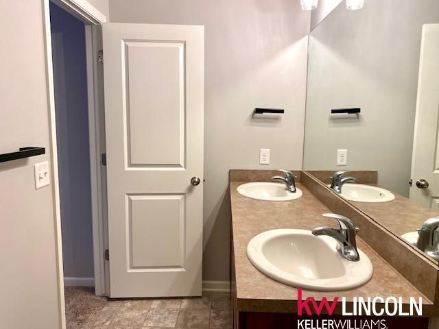 1501 W Silverado Drive, Lincoln, NE 68521