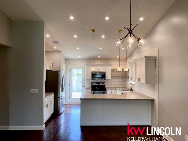 1501 W Silverado Drive, Lincoln, NE 68521