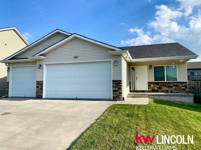 1501 W Silverado Drive, Lincoln, NE 68521
