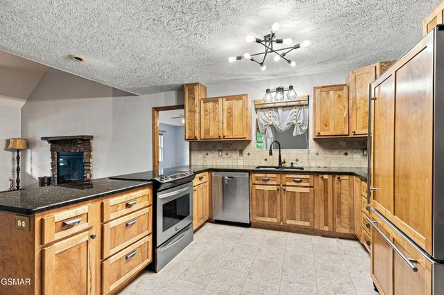 2459 Amanda Lane, Sevierville, TN 37876