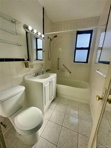 312 Main Street 6C, White Plains, NY 10601