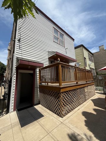 3721 W Belden Avenue 1, Chicago, IL 60647