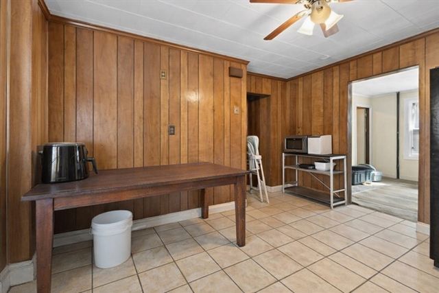 19 Heath St, Everett, MA 02149