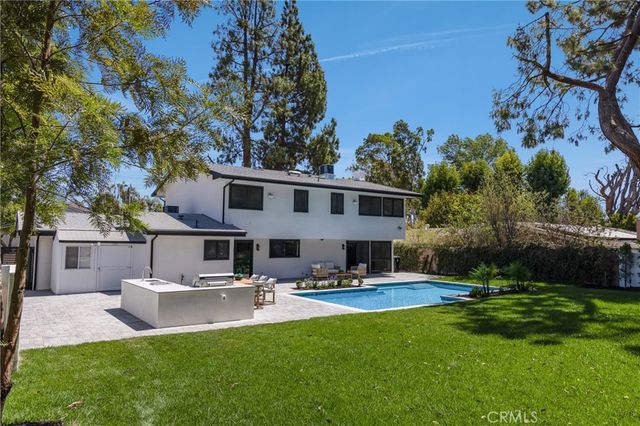24208 Hatteras, Woodland Hills, CA 91367