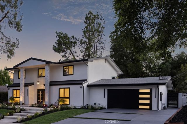 24208 Hatteras, Woodland Hills, CA 91367